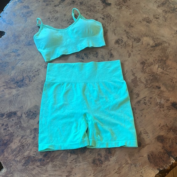 Two piece workout set, sports bra spandex set, workout set, two piece set - Picture 1 of 6